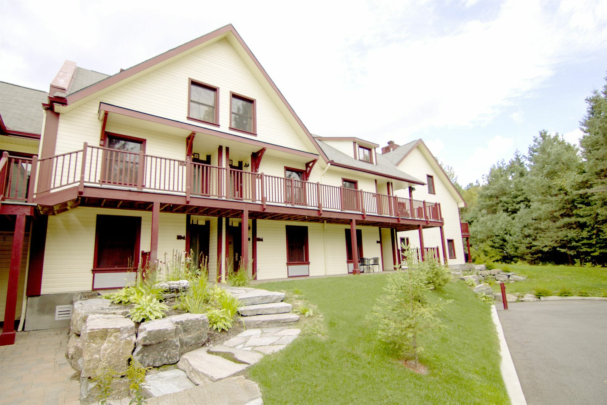 Suites De La Gare - Location Adp Mont-Tremblant Eksteriør bilde